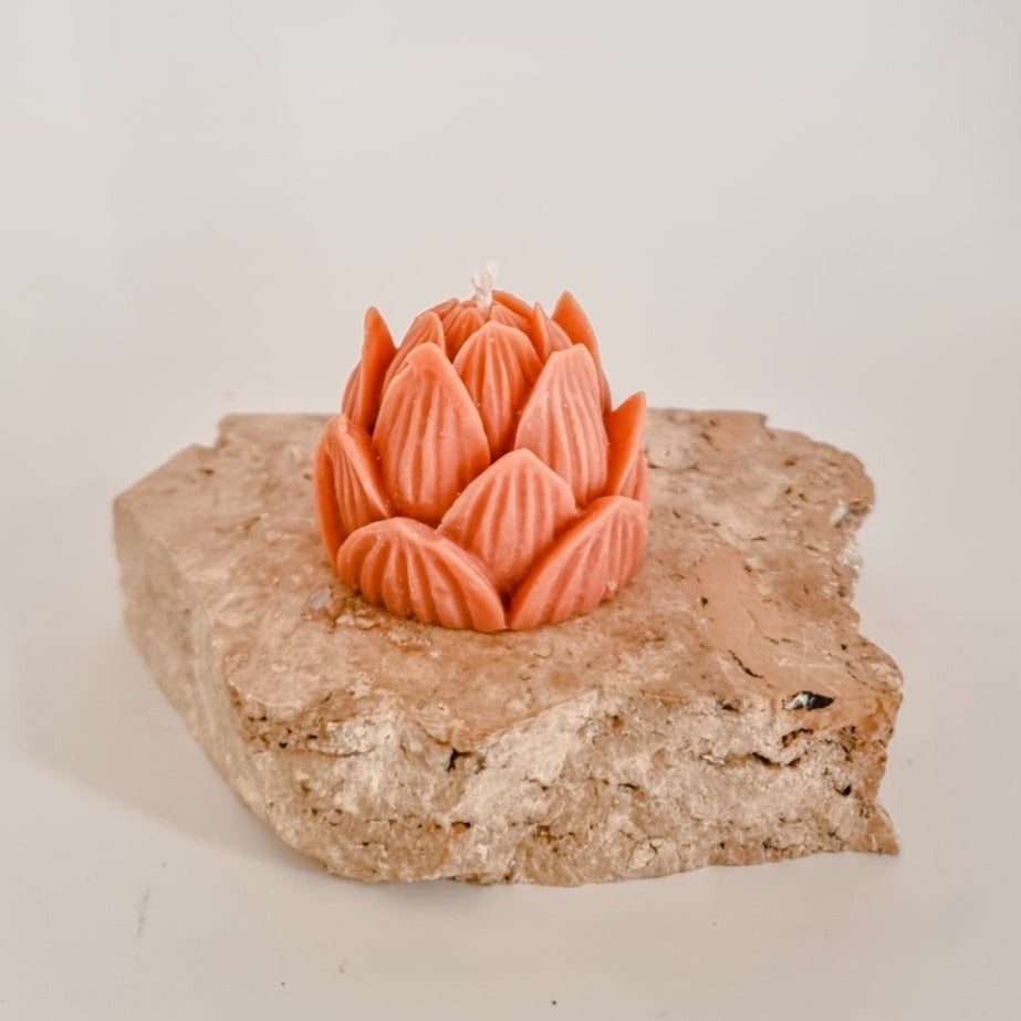 Lilly Flower Candle Small