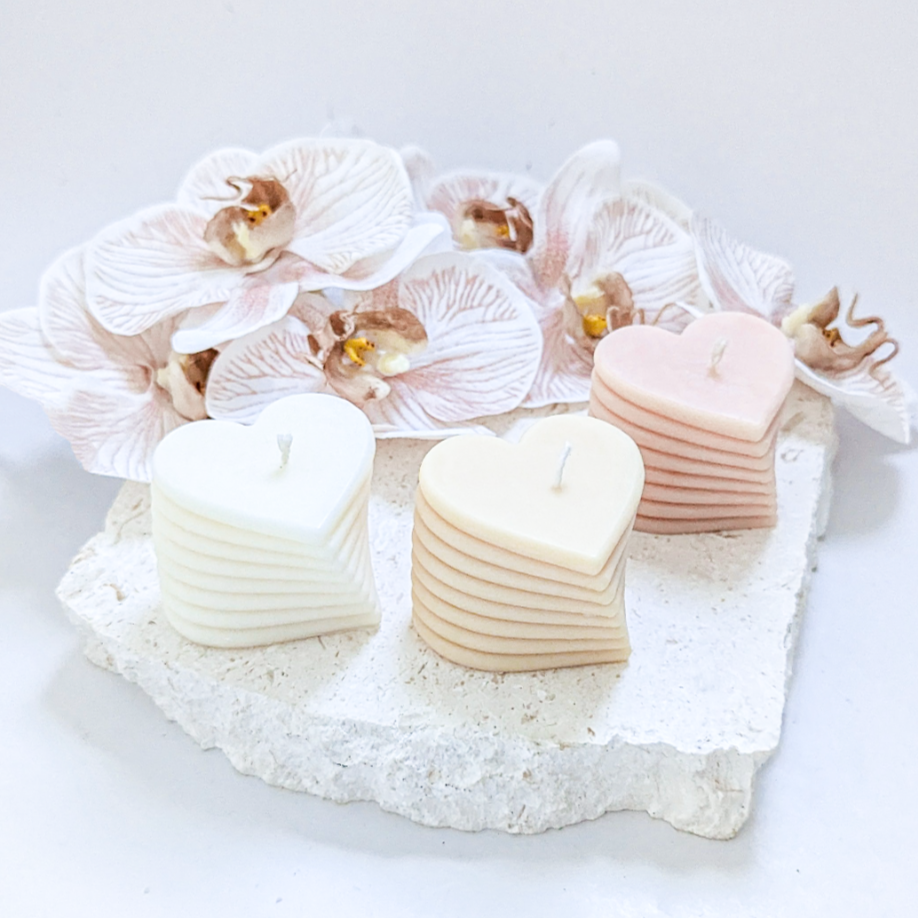 Mila Heart Candle